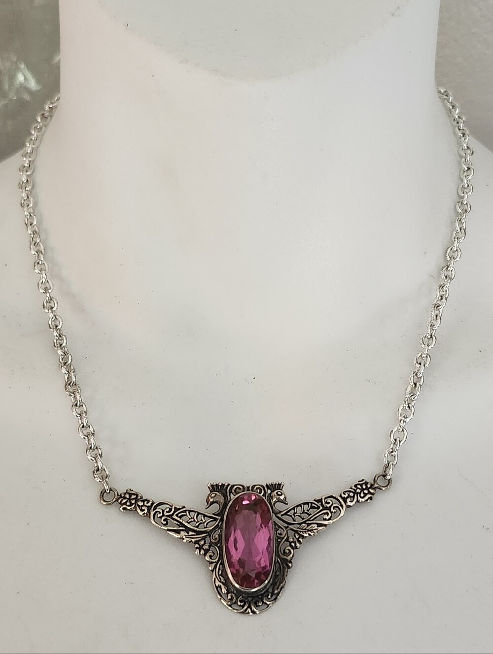 Vintage-Style Sterling Silver Pendant Necklace with Pink Oval Gem